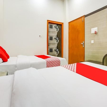 Oyo 75850 Vishwanath Guest House Varanasi Exterior photo