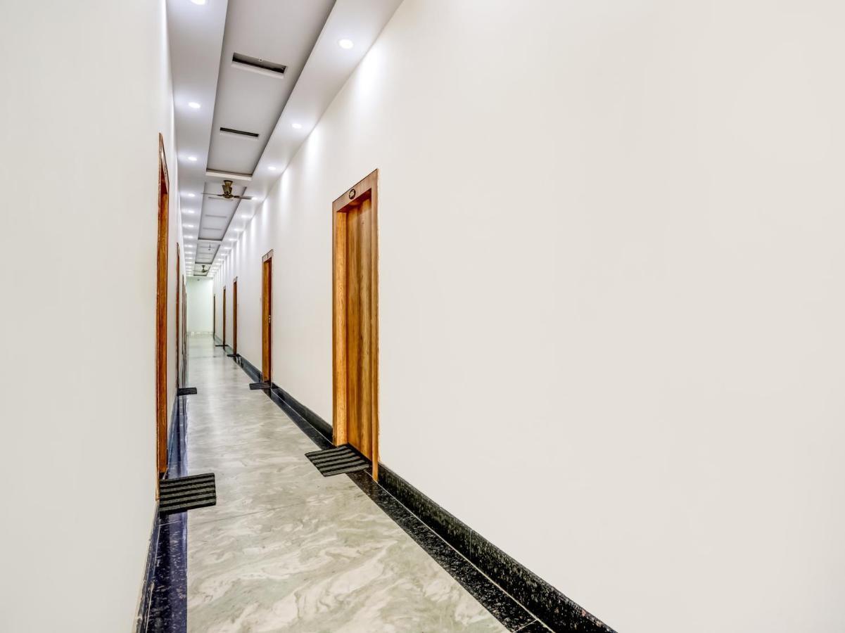 Oyo 75850 Vishwanath Guest House Varanasi Exterior photo